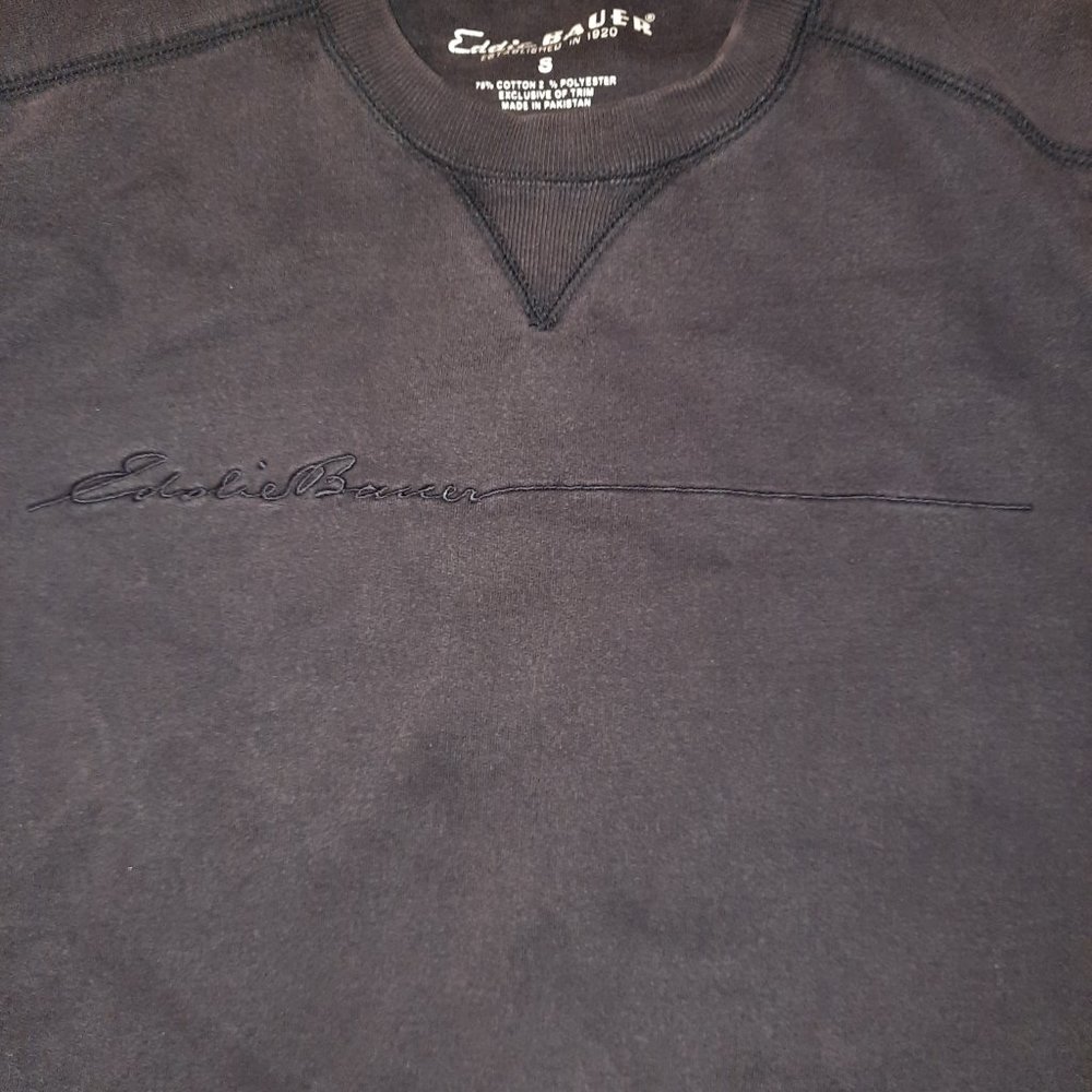 Sweatshirt - Picture 2 of 4